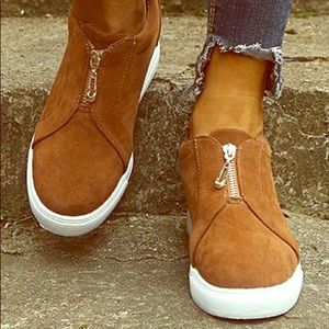 Konba Star Brown Slip-On Sneaker